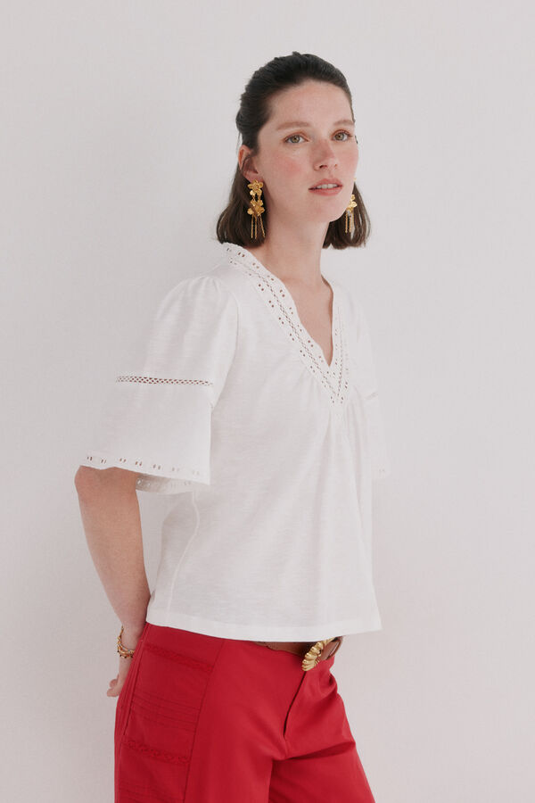 Hoss Intropia Mireia. T-shirt bordados Ecru