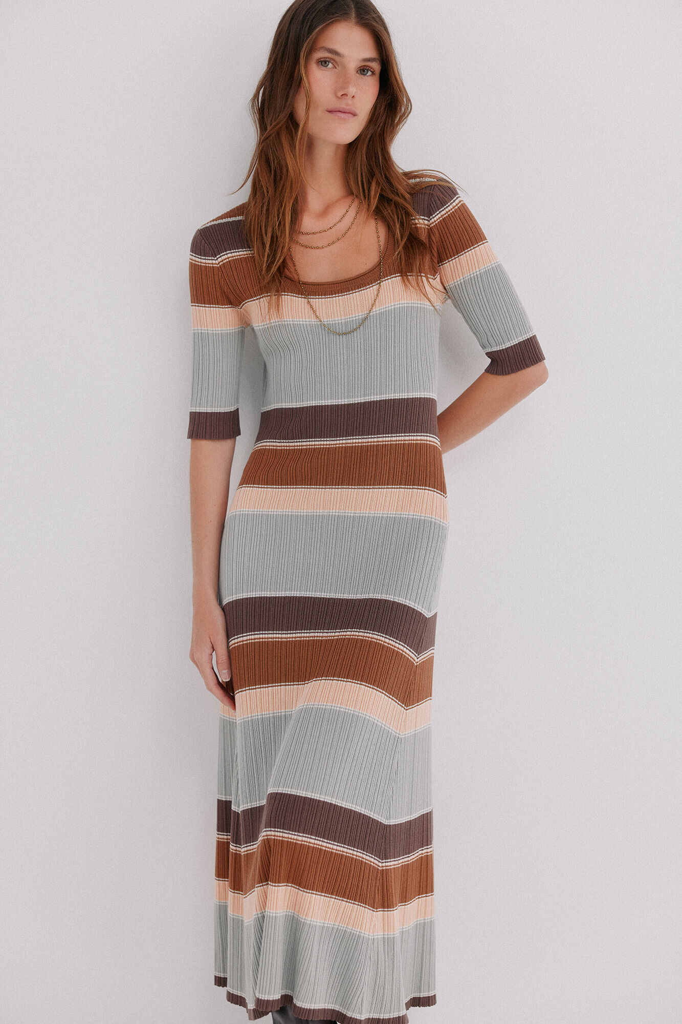 Hoss Intropia Aria. Vestido de malha