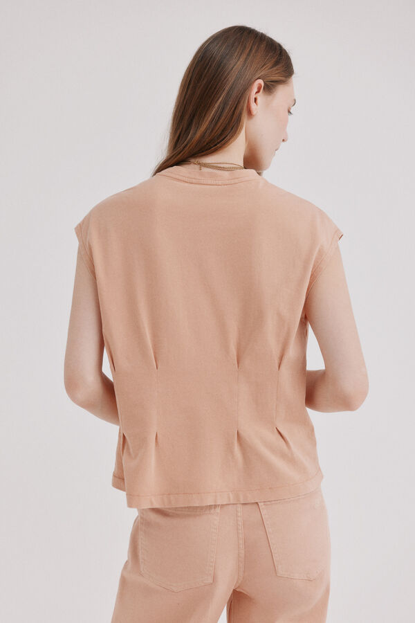 Hoss Intropia Margot. T-shirt cintada Subiu