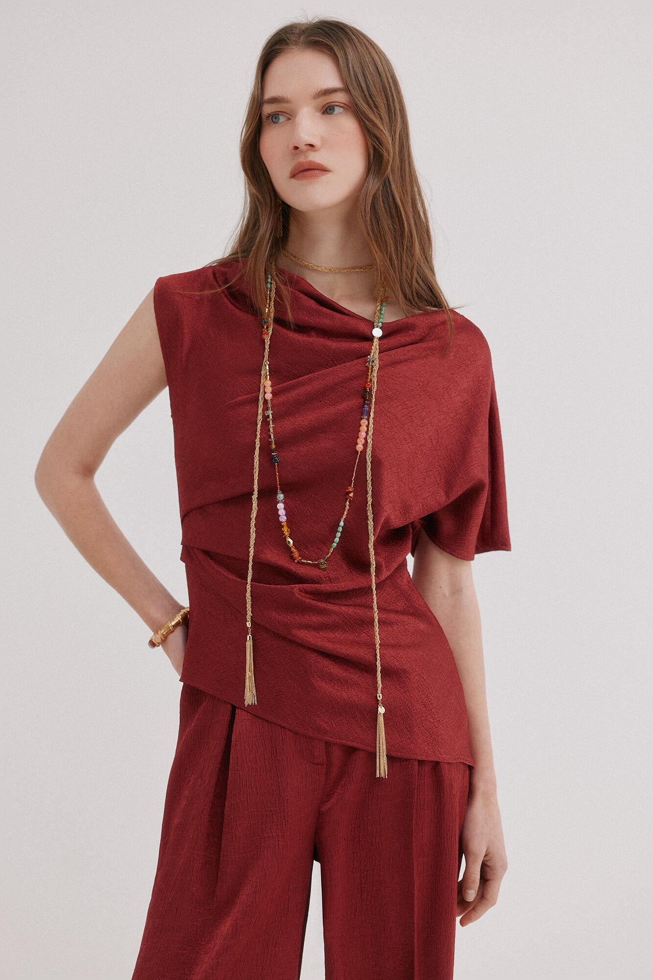 Hoss Intropia Carolyn. Blusa flu&iacute;da satinada