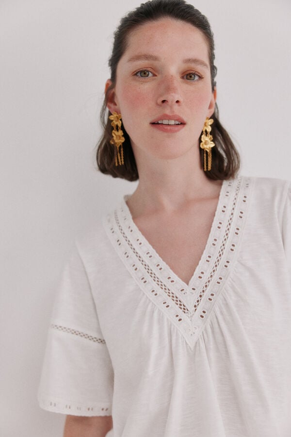 Hoss Intropia Mireia. T-shirt bordados Ecru