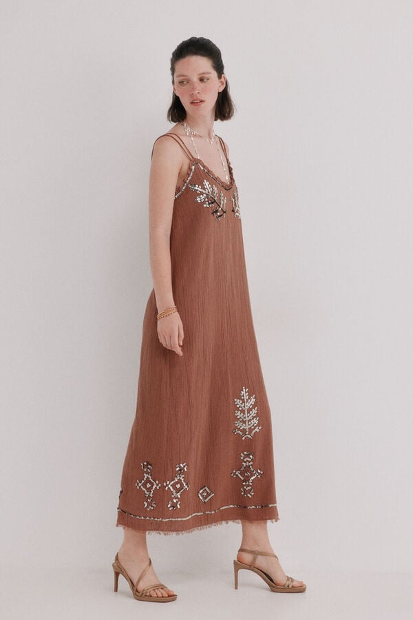 Hoss Intropia Aiora. Vestido midi flu&iacute;do Arena