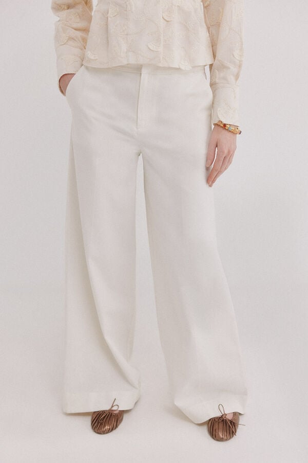 Hoss Intropia Patricia. Cal&ccedil;a de corte largo Ecru