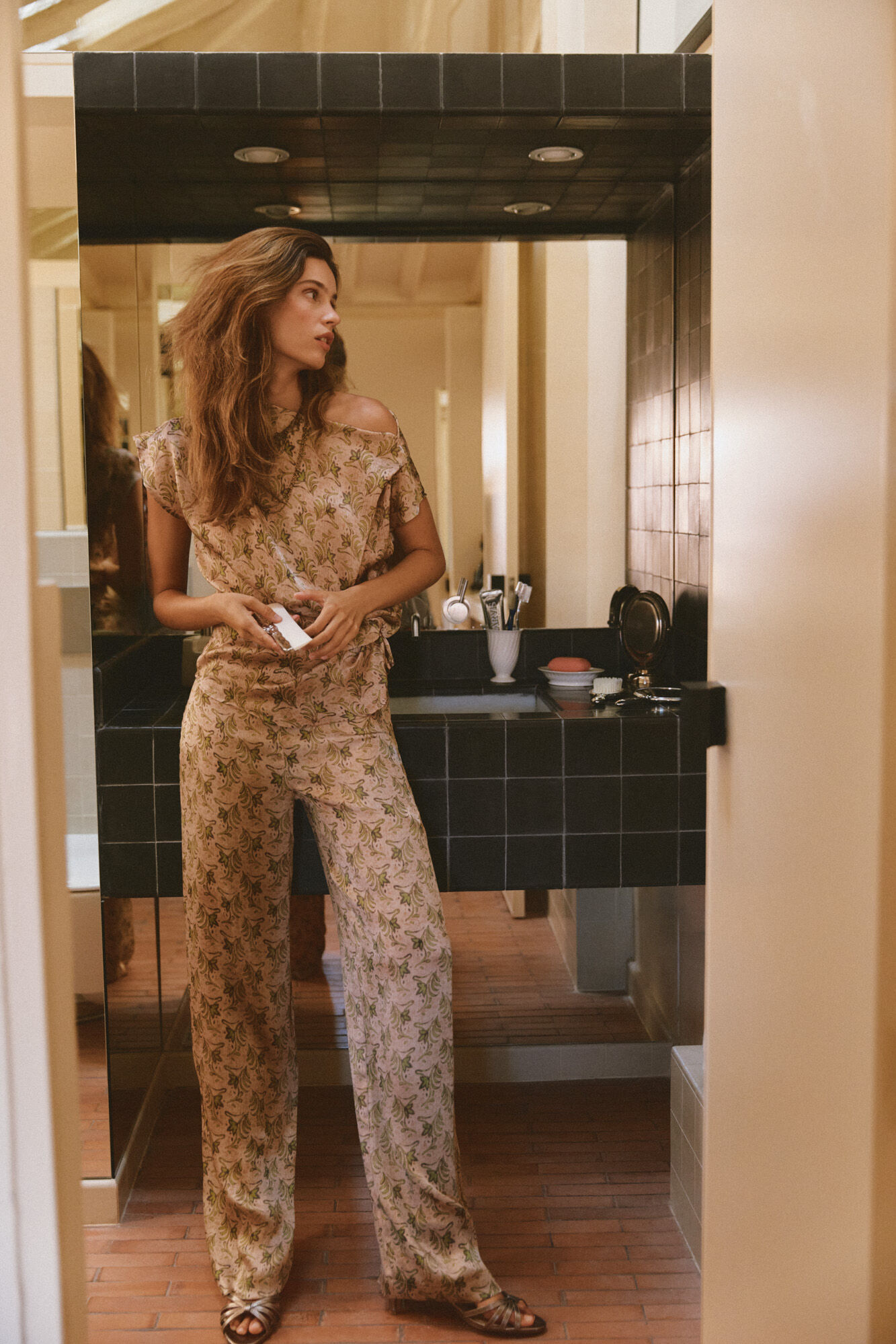 Hoss Intropia Paige. Pantal&oacute;n floral