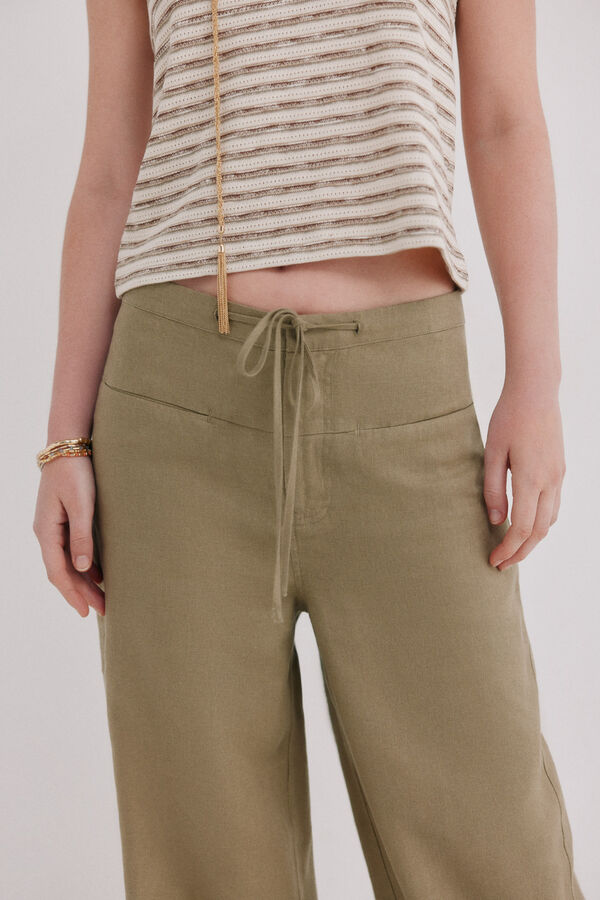 Hoss Intropia Pierina. Cal&ccedil;a fluida Verde