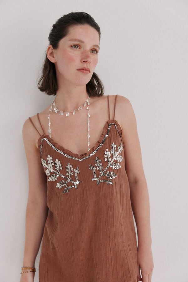 Hoss Intropia Aiora. Vestido midi flu&iacute;do Arena