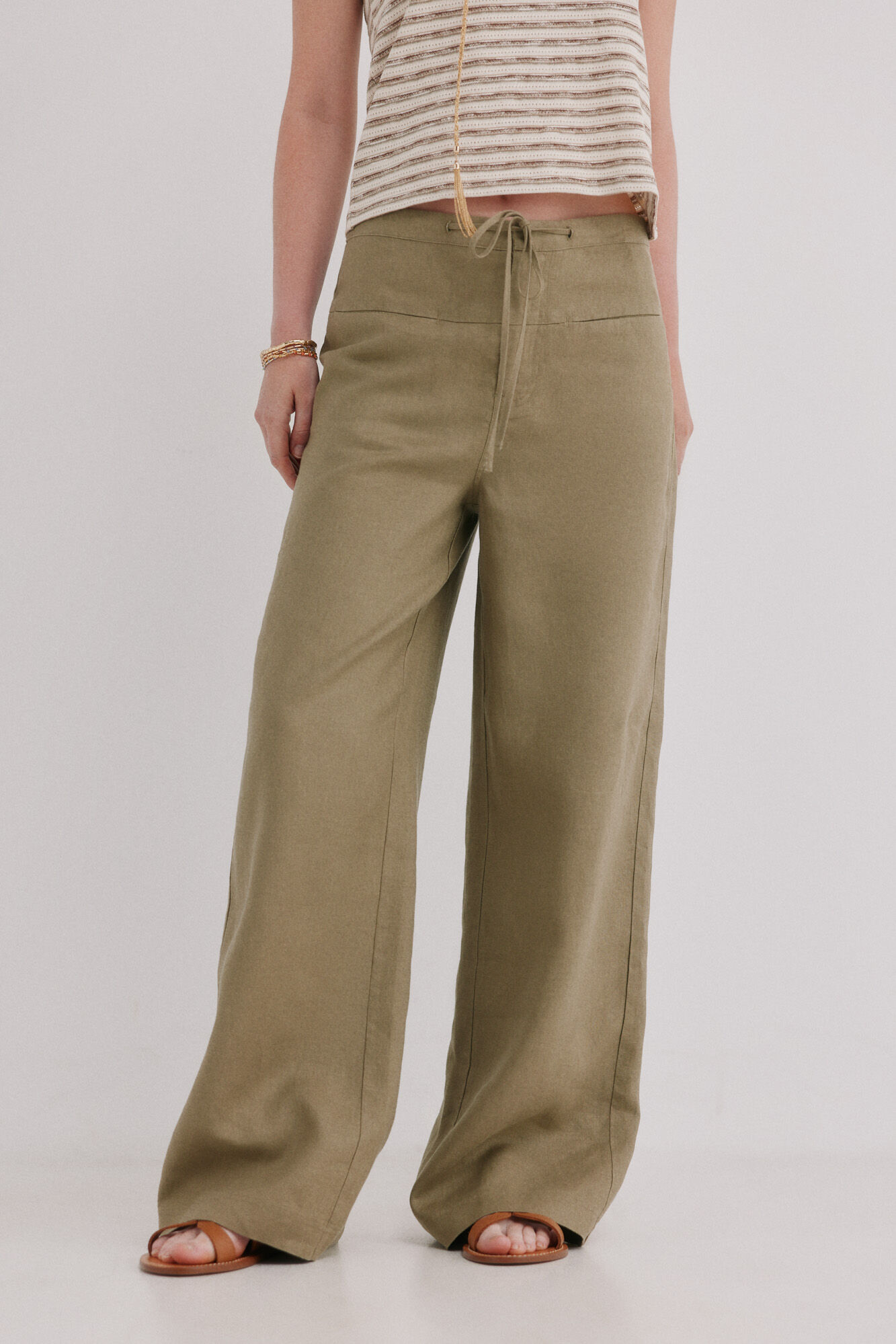 Hoss Intropia Pierina. Pantal&oacute;n flu&iacute;do