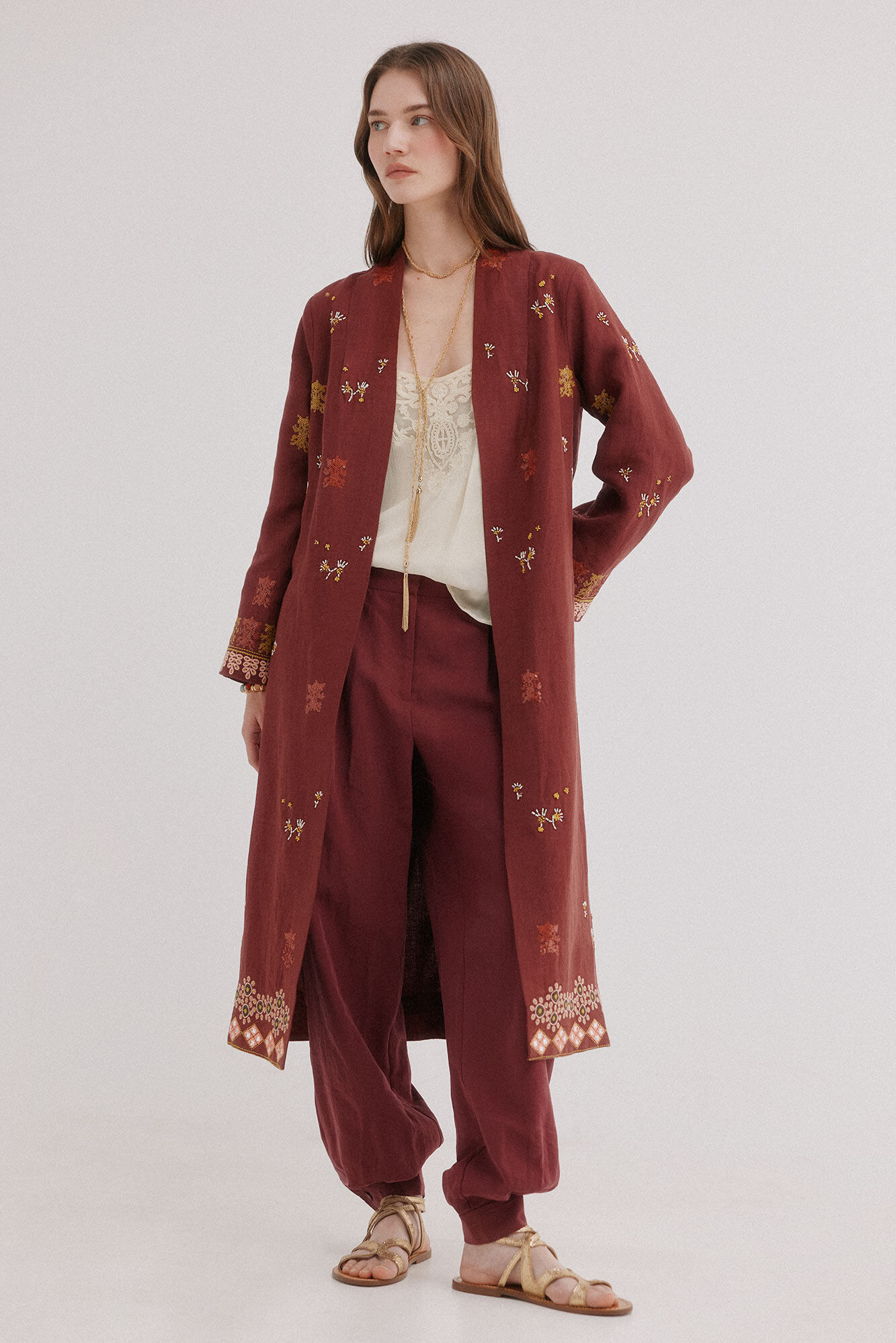 Hoss Intropia Entra. Kimono de lino largo