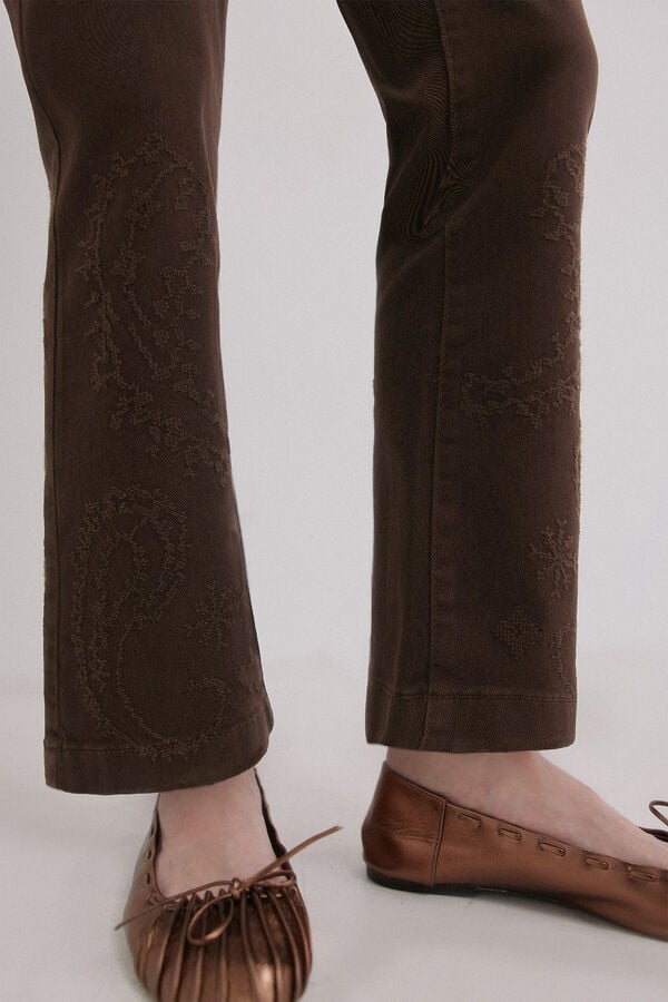 Hoss Intropia Bela. Vaqueros corte bootcut Marron oscuro