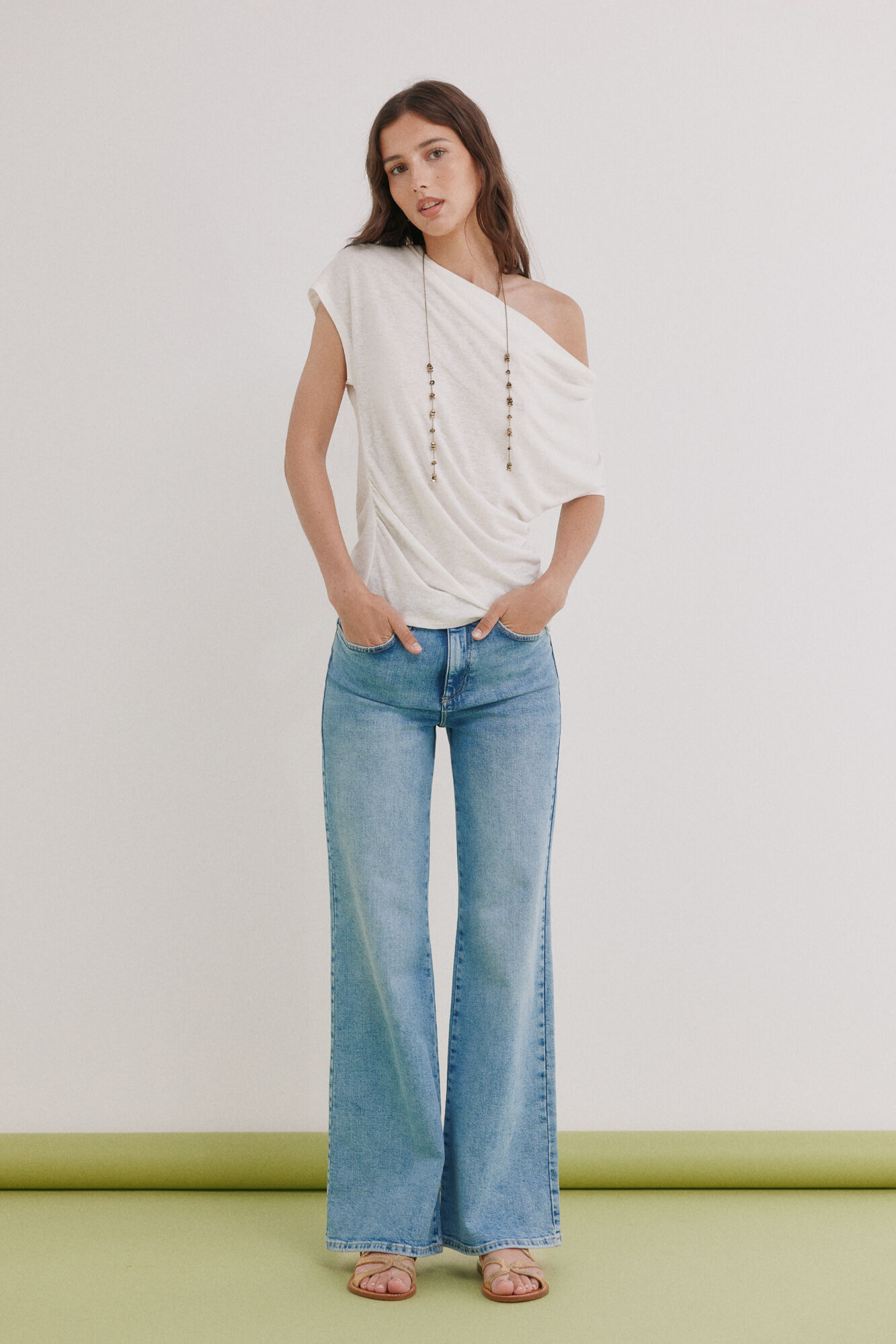 Hoss Intropia Madeline. Camiseta drapeada