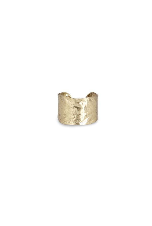 Hoss Intropia Lourdes. Brazalete ancho ba&ntilde;ado en oro Dorado