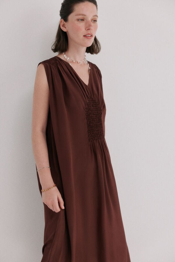Hoss Intropia Aura. Vestido midi fluido Castanho