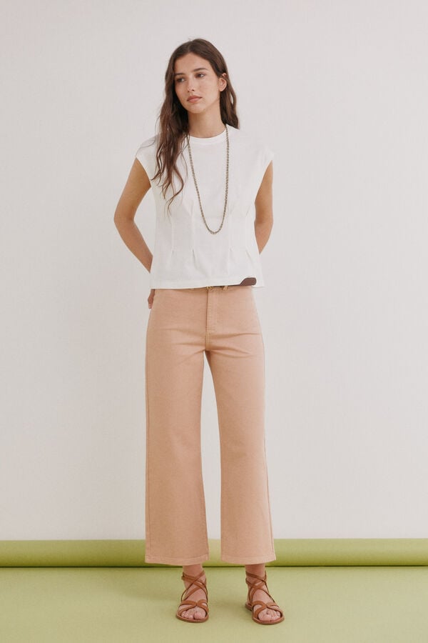 Hoss Intropia Margot. T-shirt cintada Ecru