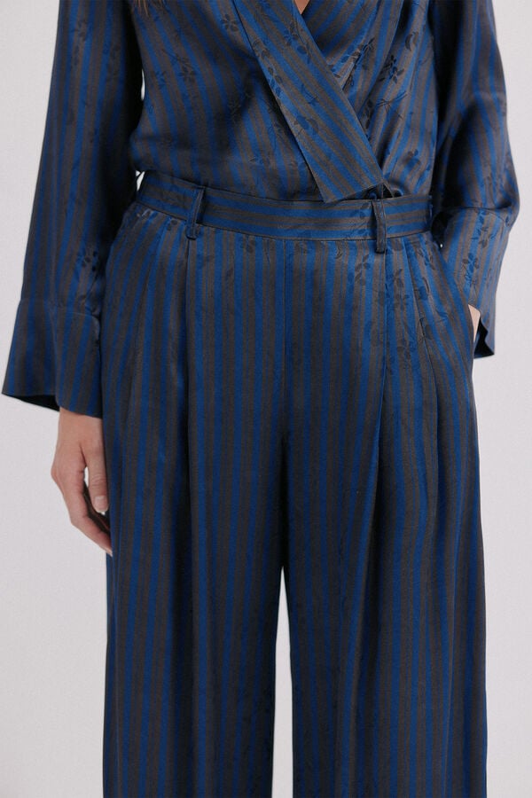 Hoss Intropia Payton. Cal&ccedil;a fluida Azul