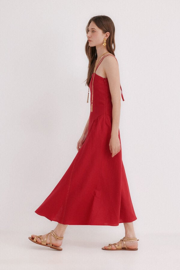 Hoss Intropia Ailin. Vestido midi rojo rojo